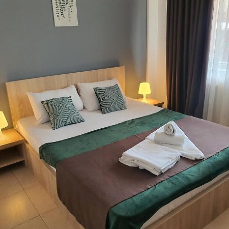 בוקרשט Villa Accommodation מראה חיצוני תמונה