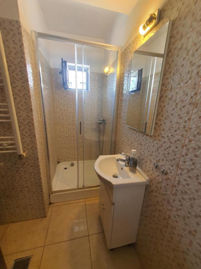 בוקרשט Villa Accommodation מראה חיצוני תמונה