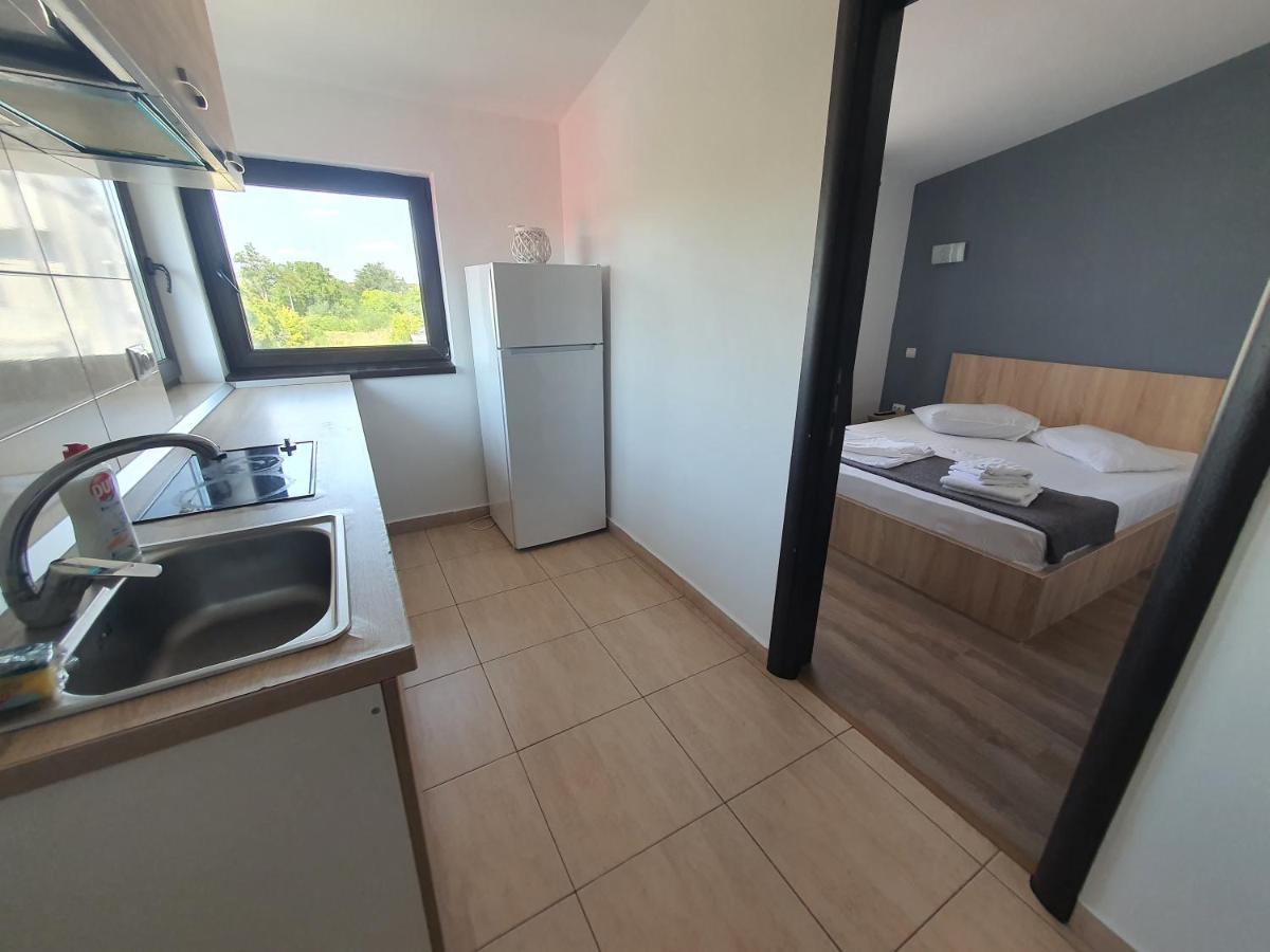 בוקרשט Villa Accommodation מראה חיצוני תמונה